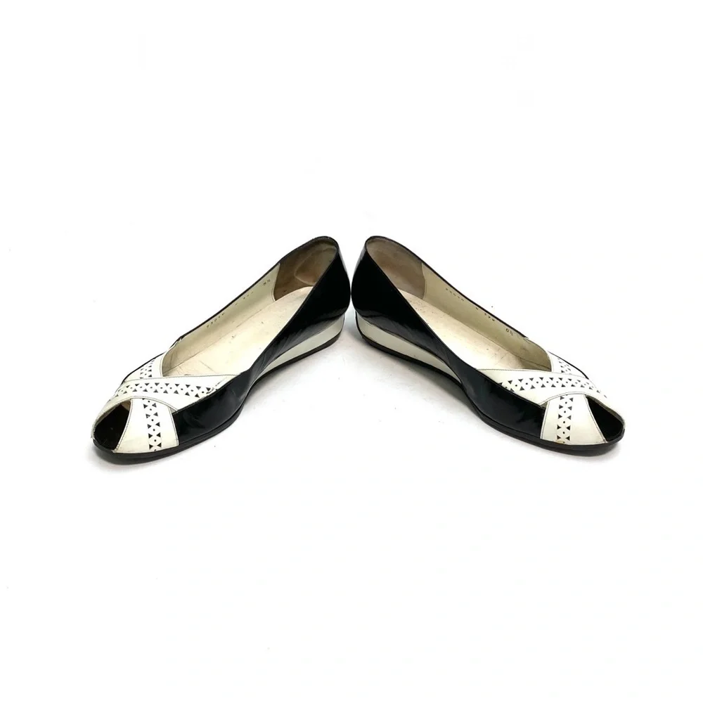 Vintage 1980s black patent leather peep toe deck shoes